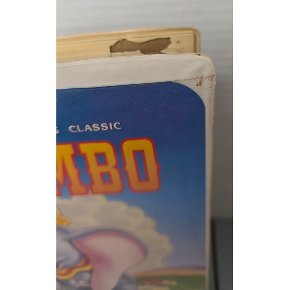 Walt Disney Dumbo VHS Tape Classic Animation Damaged Clamshell Read Description - Picture 3 of 16
